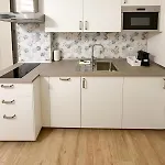 Elegant In The Center With Smarttv Wifi Apartment *