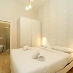 Elegant In The Center With Smarttv Wifi *