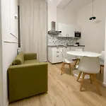 Elegant In The Center With Smarttv Wifi *