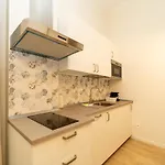 Apartment Elegant In The Center With Smarttv Wifi *