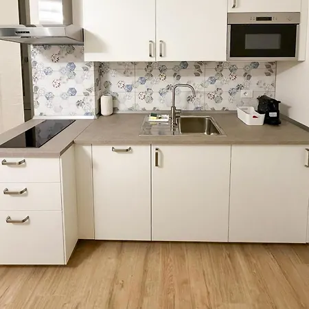 Elegant In The Center With Smarttv Wifi 公寓 *