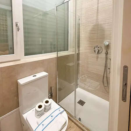 Elegant In The Center With Smarttv Wifi 公寓 *