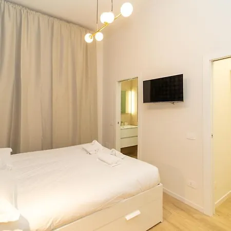 Elegant In The Center With Smarttv Wifi